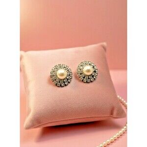 Vintage Pearl & Rhinestone Clip On Earrings 1” Silver Tone Halo Cluster